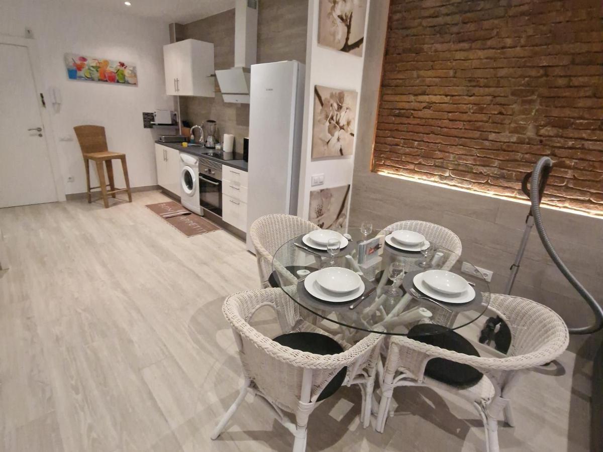 Barcelona,Apartamento Con Terraza Appartement L'Hospitalet de Llobregat Buitenkant foto