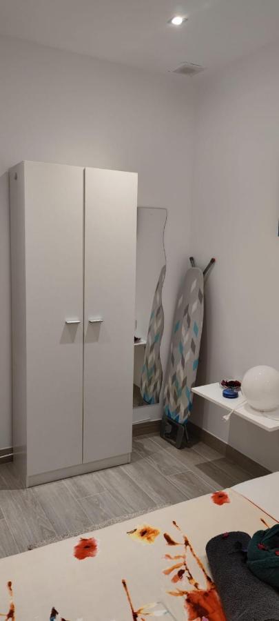 Barcelona,Apartamento Con Terraza Appartement L'Hospitalet de Llobregat Buitenkant foto