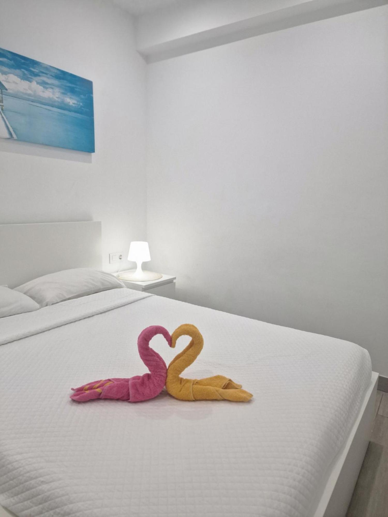 Barcelona,Apartamento Con Terraza Appartement L'Hospitalet de Llobregat Buitenkant foto