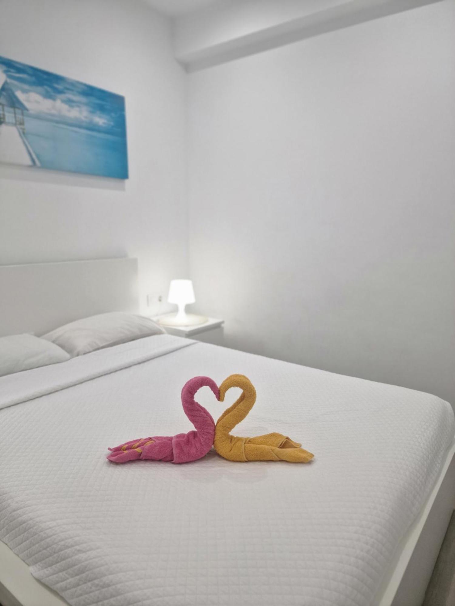 Barcelona,Apartamento Con Terraza Appartement L'Hospitalet de Llobregat Buitenkant foto